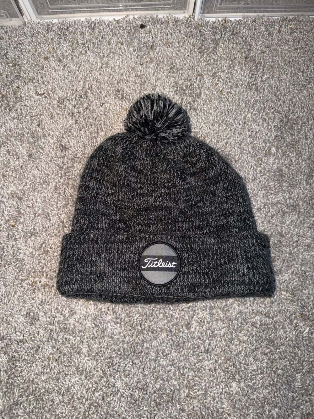 Titleist Boardwalk Pom Pom Beanie Hat Gray Marled Knit Winter Cuff